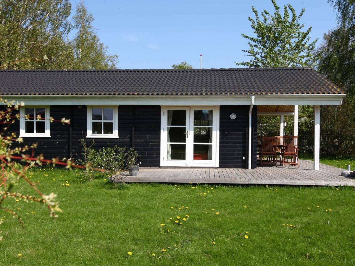 6 Person Holiday Home In Skibby Exterior photo